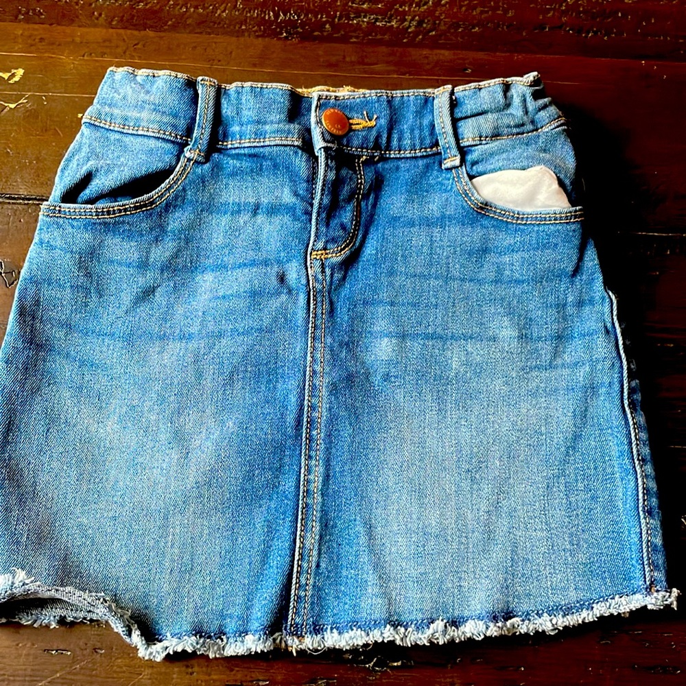 Old Navy denim skirt for girls